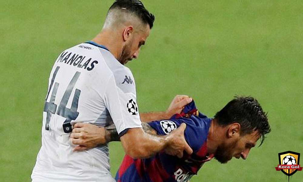 ميسي يرفض مصافحة مانولاس