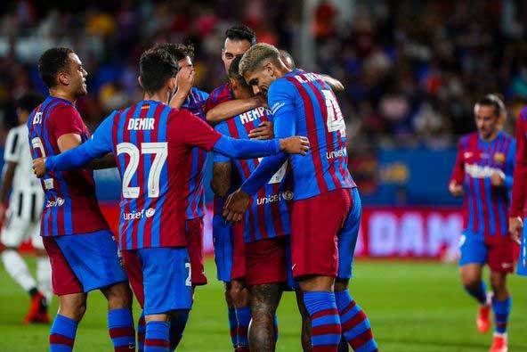 برشلونة يكتسح يوفنتوس و يرفع كأس جامبر
