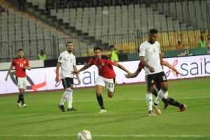 مصر بهدف مرموش تنتزع الصدارة من ليبيا