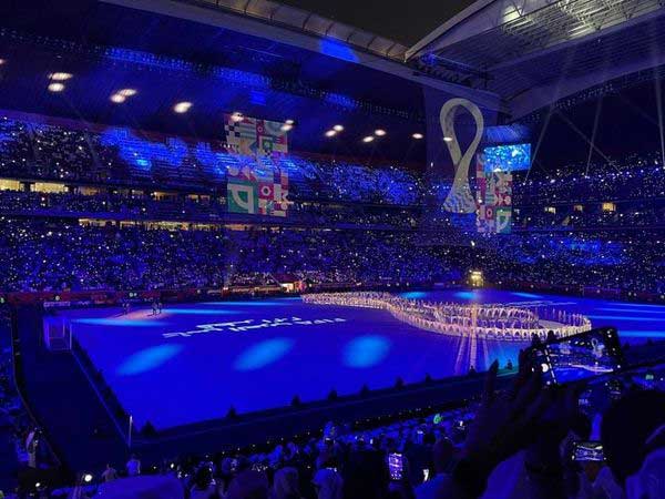 قطر تهزم البحرين في حفل إفتتاح أبهر العالم العربي