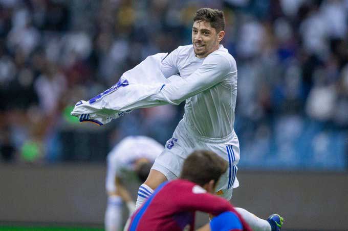 ريال مدريد يحبس برشلونة في أحزانه ويتأهل لنهائي كأس السوبر