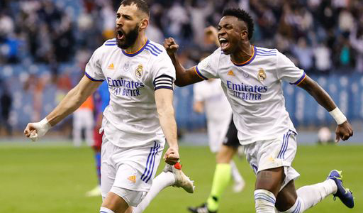 ريال مدريد يعزز صدارته  بثلاثية على ألافيس