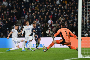 باريس تنتصر على مدريد بهدف قاتل لمبابي