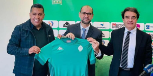 رسميا رشيد الطاوسي مدربا للرجاء الرياضي