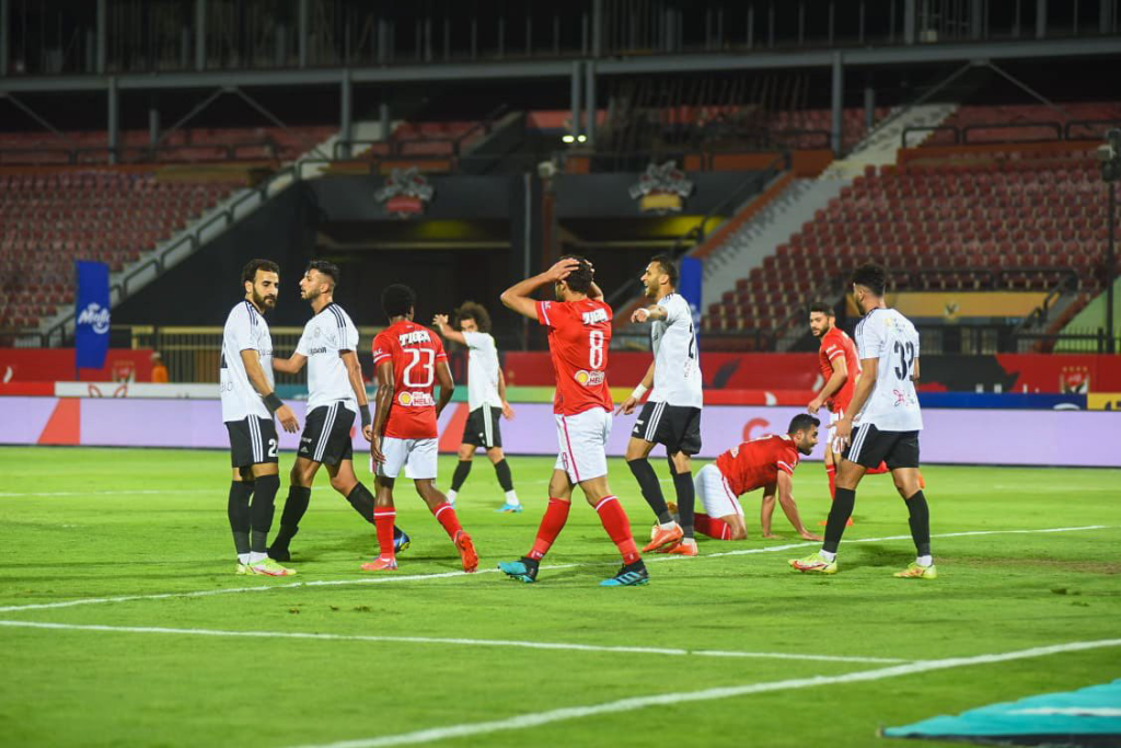 الأهلي يفقد نقطتين في صراع مطاردة الزمالك على الصدارة