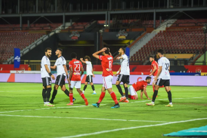 الأهلي يفقد نقطتين في صراع مطاردة الزمالك على الصدارة