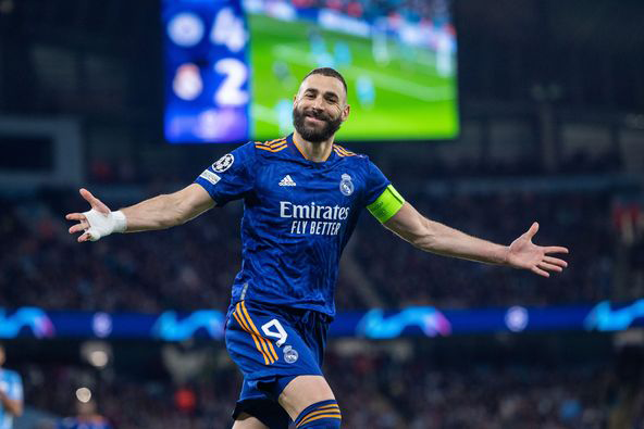 كريم بنزيمة أسطورة ريال مدريد و هداف دوري الأبطال