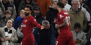صلاح يهدي ليفربول فوزمهم على توتنهام