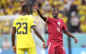 قطر تنهزم أمام الإكوادور في إفتتاح كأس العالم